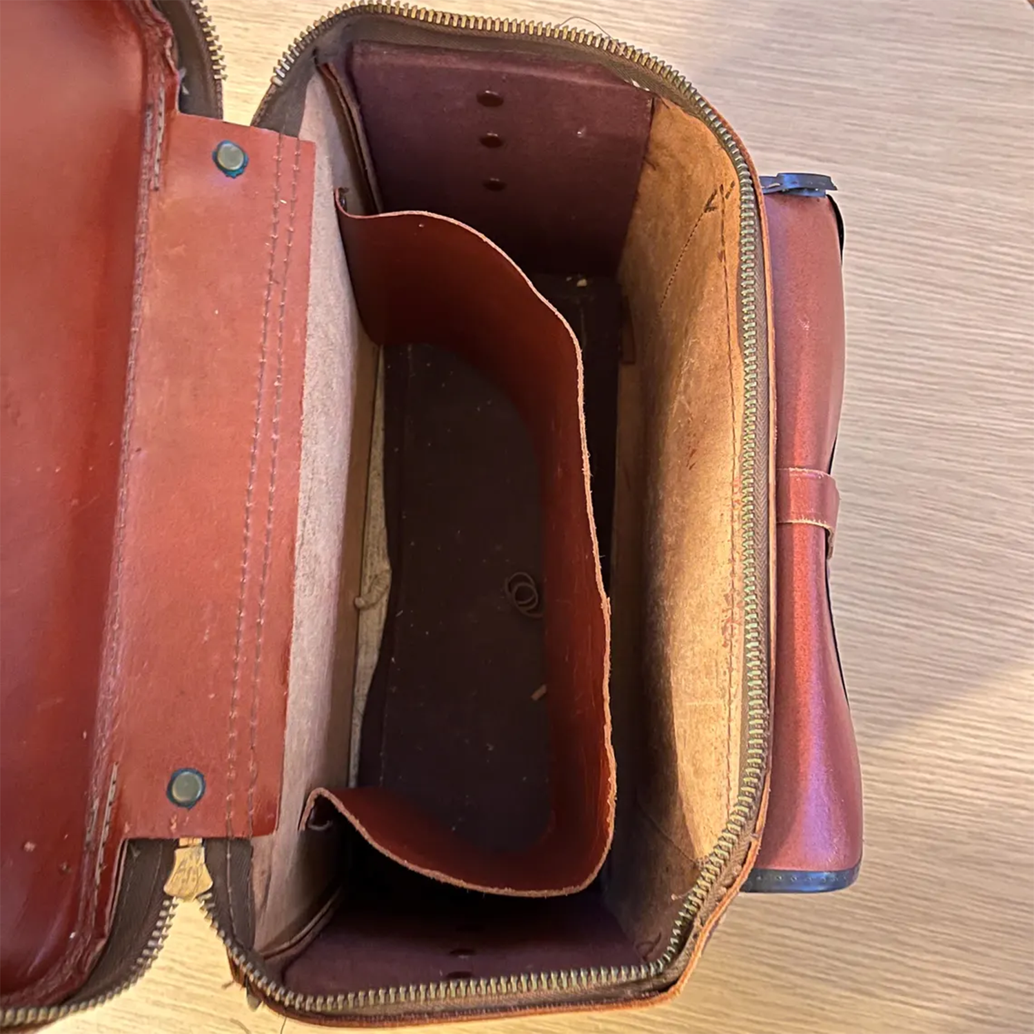 Warm Caramel Brown Vintage Rectangular Utility Storage Case With Full-Width Antique Zip Top, Buckle Fastened Front Pouch And Protective Metal Base Feet Hardware Camera Bag